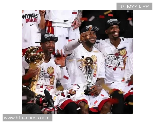 2014年NBA总决赛热火与马刺的巅峰对决回顾与精彩瞬间分析